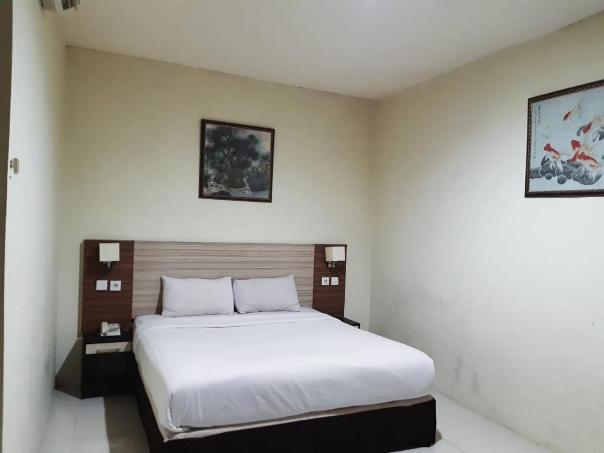 Agraha Andalas Hotel Makassar Luaran gambar