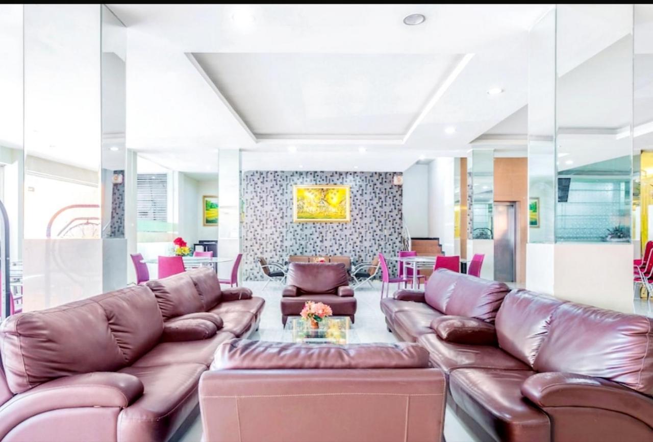 Agraha Andalas Hotel Makassar Luaran gambar