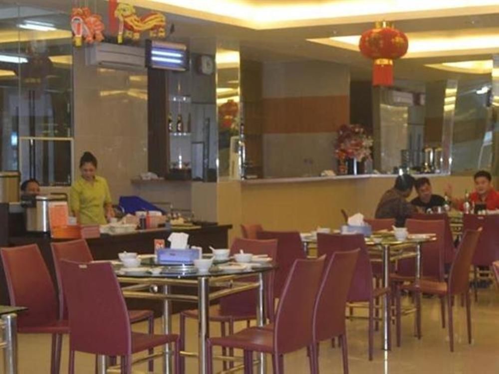 Agraha Andalas Hotel Makassar Luaran gambar
