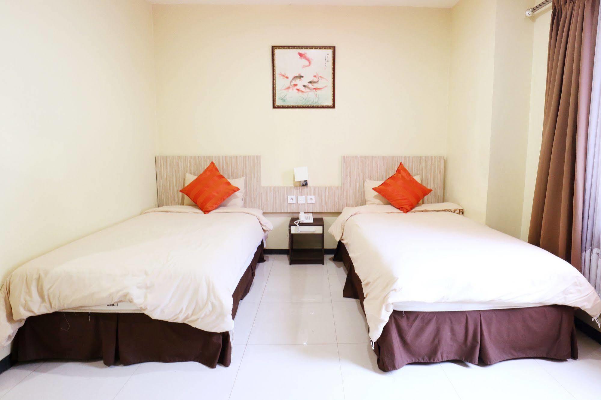 Agraha Andalas Hotel Makassar Luaran gambar