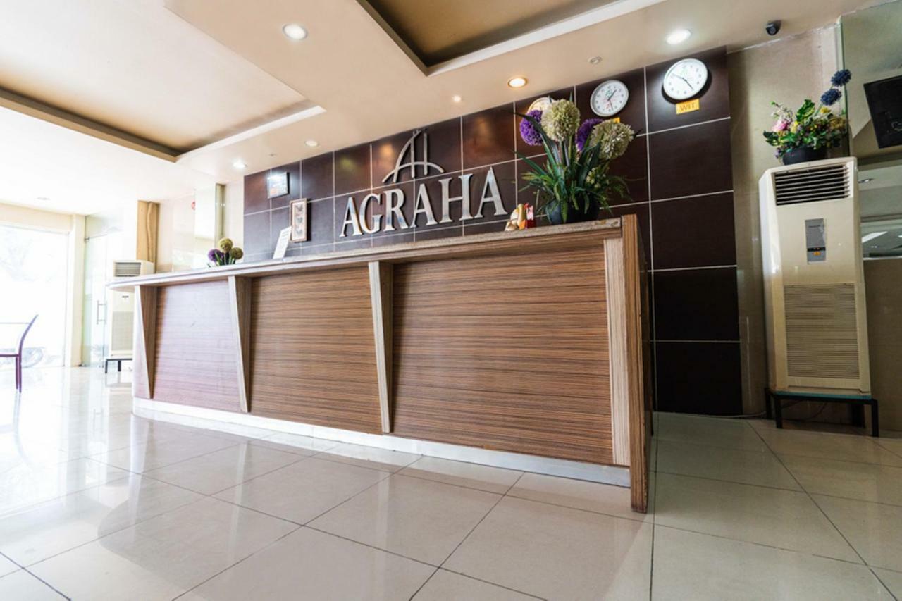 Agraha Andalas Hotel Makassar Luaran gambar