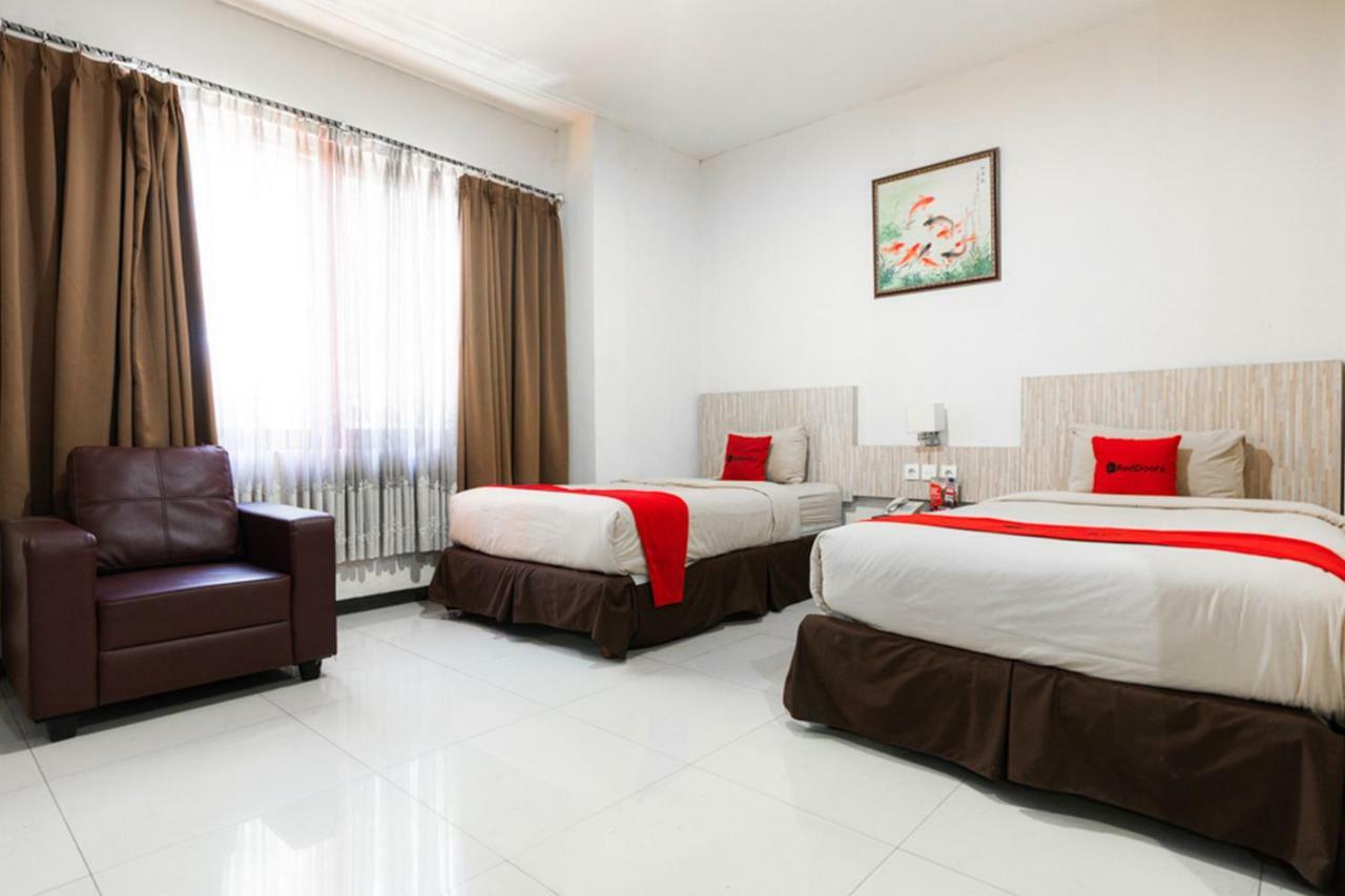 Agraha Andalas Hotel Makassar Luaran gambar