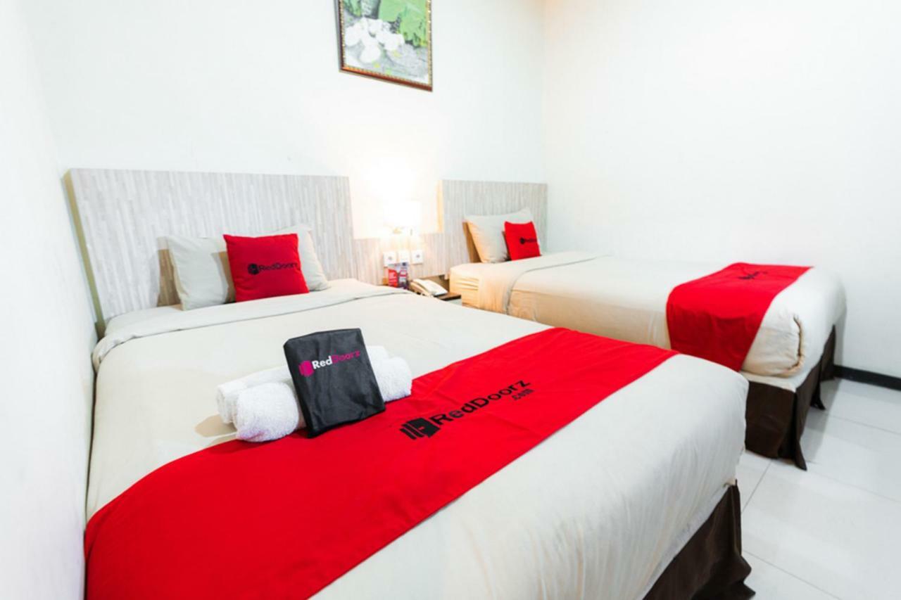 Agraha Andalas Hotel Makassar Luaran gambar