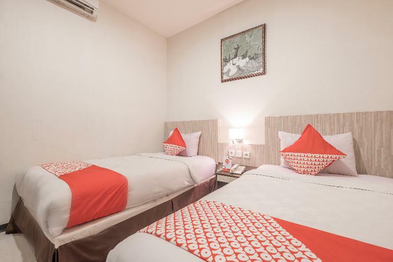Agraha Andalas Hotel Makassar Luaran gambar